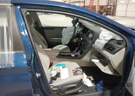 2017 Hyundai Sonata Sport from USA, damaged, VIN 5NPE34AF4HH556852